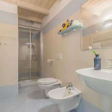 Appartamento Monolocale Con Soppalco Brezza Del Lario By Varenna Holidays