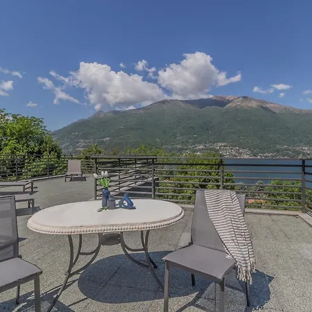 Διαμέρισμα Monolocale Con Soppalco Brezza Del Lario By Varenna Holidays Da 11 A 18 E Da 28 A 35 *