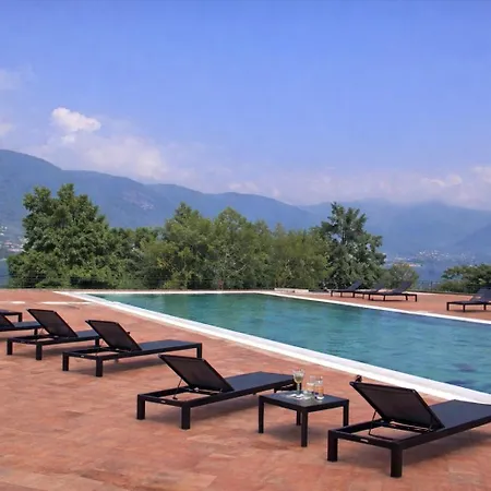 Monolocale Con Soppalco Brezza Del Lario By Varenna Holidays Da 11 A 18 E Da 28 A 35 Lejlighed