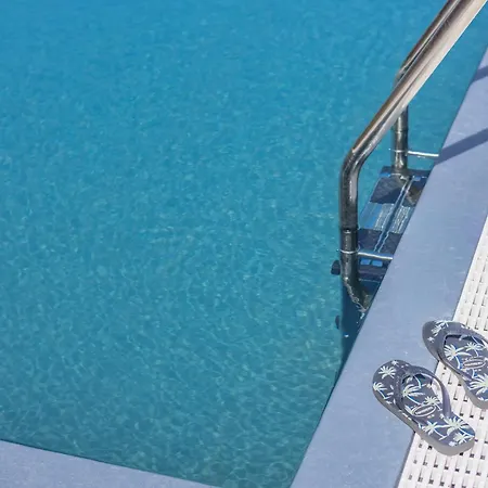 Monolocale Con Soppalco Brezza Del Lario By Varenna Holidays Da 11 A 18 E Da 28 A 35 Дервио