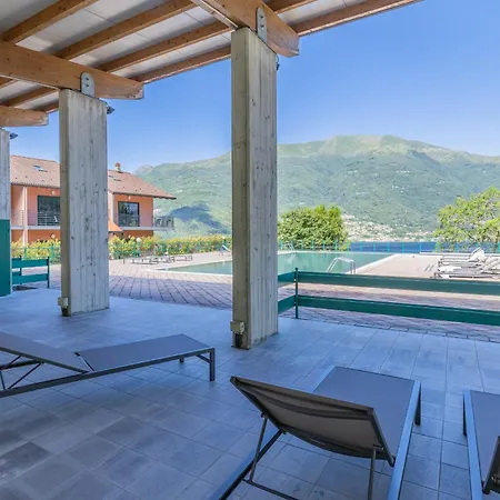Monolocale Con Soppalco Brezza Del Lario By Varenna Holidays Da 11 A 18 E Da 28 A 35 Апартаменты