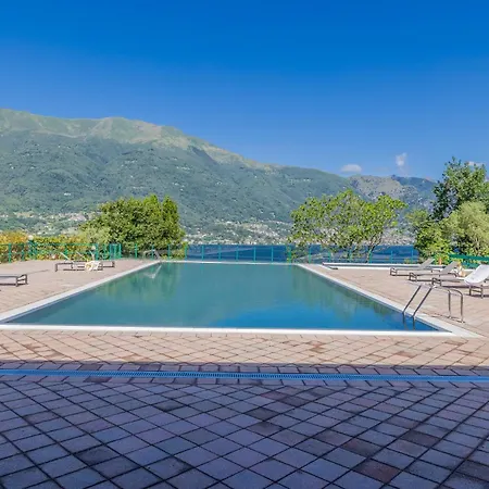 Monolocale Con Soppalco Brezza Del Lario By Varenna Holidays Da 11 A 18 E Da 28 A 35 *