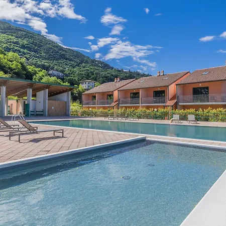 Monolocale Con Soppalco Brezza Del Lario By Varenna Holidays Da 11 A 18 E Da 28 A 35 Апартаменты Дервио