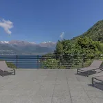 Monolocale Con Soppalco Brezza Del Lario By Varenna Holidays Da 11 A 18 E Da 28 A 35 *